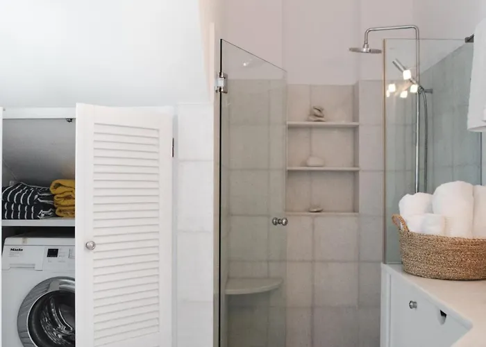 Clare De Lune Villa *