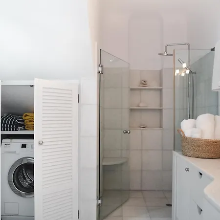 Clare De Lune Villa *